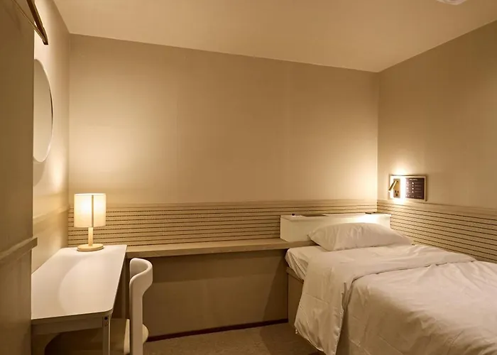 Kiwa Auberge de jeunesse *